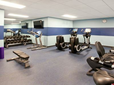 Four Points By Sheraton Airport Hotel 3*