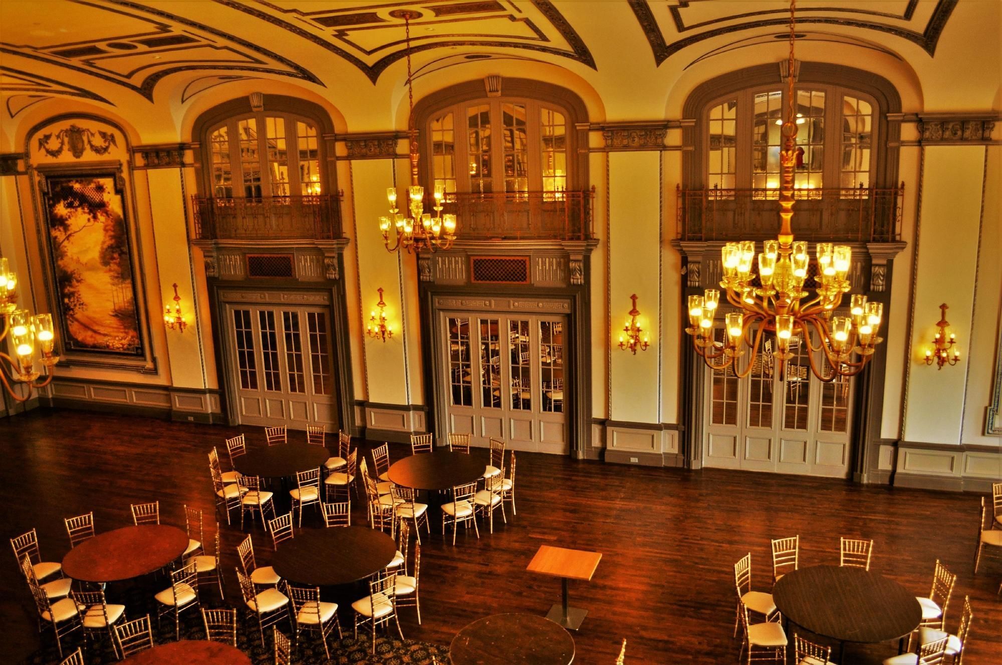 The Tudor Arms - A Doubletree By Hilton Hotel