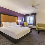 La Quinta By Wyndham Cleveland - Airport North