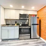 Modern Studio Apartment For Two - New Ac