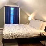 The House Hotels - Storer #2 - Comfortable 6 Beds!!! Whole House