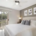Landing At Baricelli - 1 Bedroom In University Circle