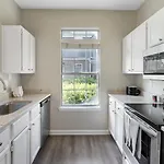 Landing At Baricelli - 1 Bedroom In University Circle