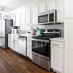 Luxury Downtown Townhome Unit 14