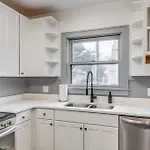 Upscale Historic Home Near Downtown, Hall Of Fame, Beach, Arenas