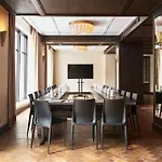 Fidelity Hotel
