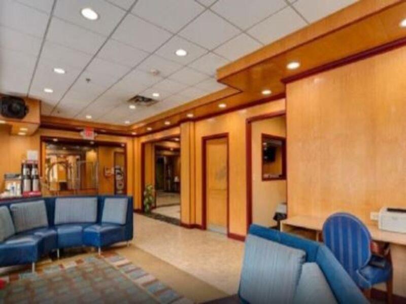 Hotel And 2*
