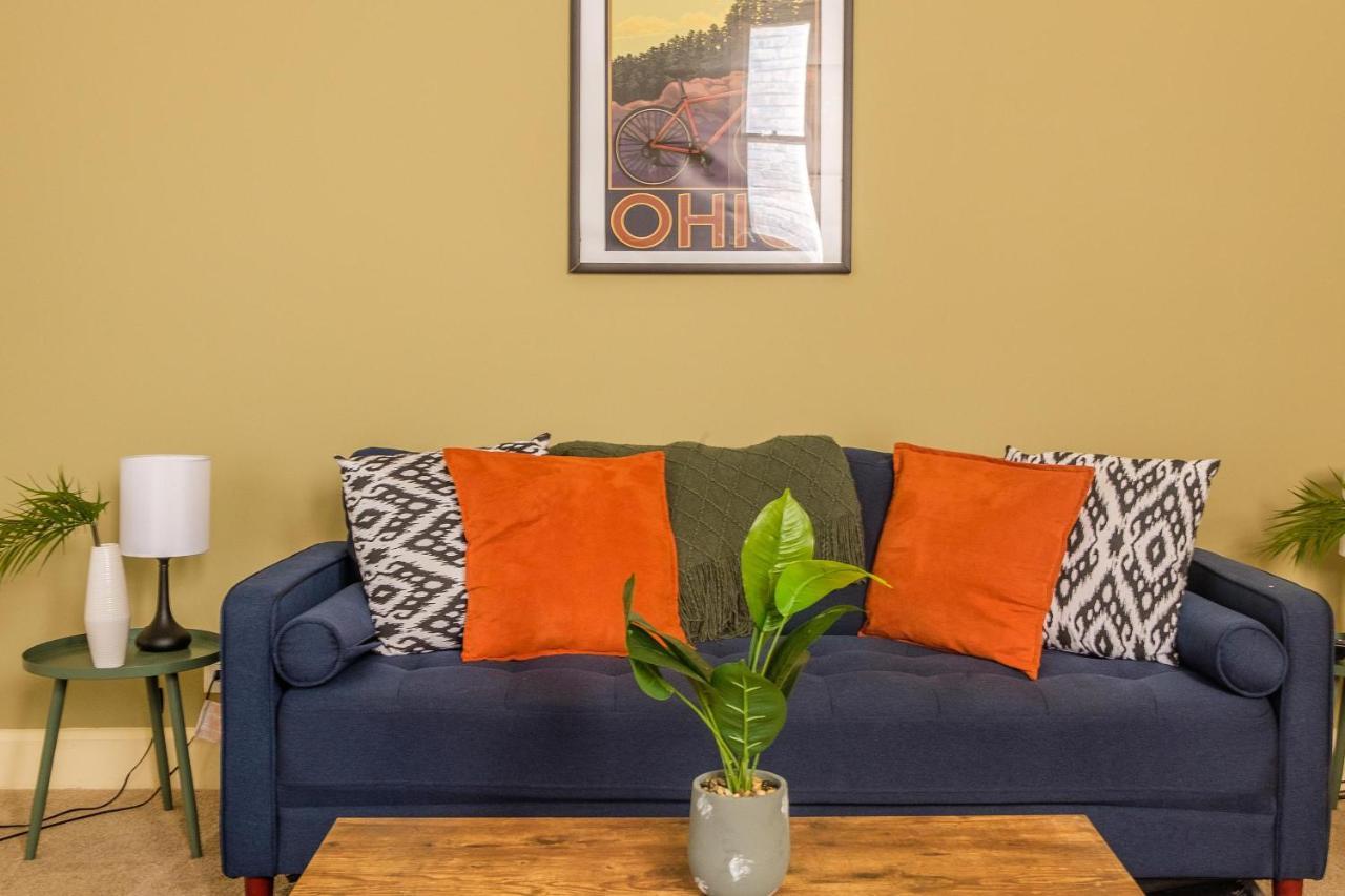 Walkable 1br Apt Downtown By Frontdesk Apartment Cleveland