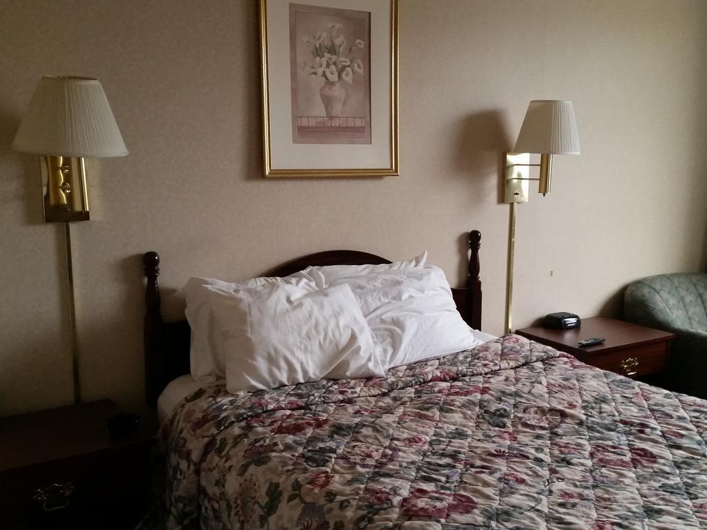 And Hotel