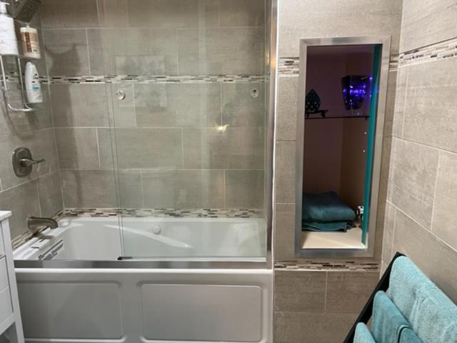 Uber Close To Ohio City, Apartment *