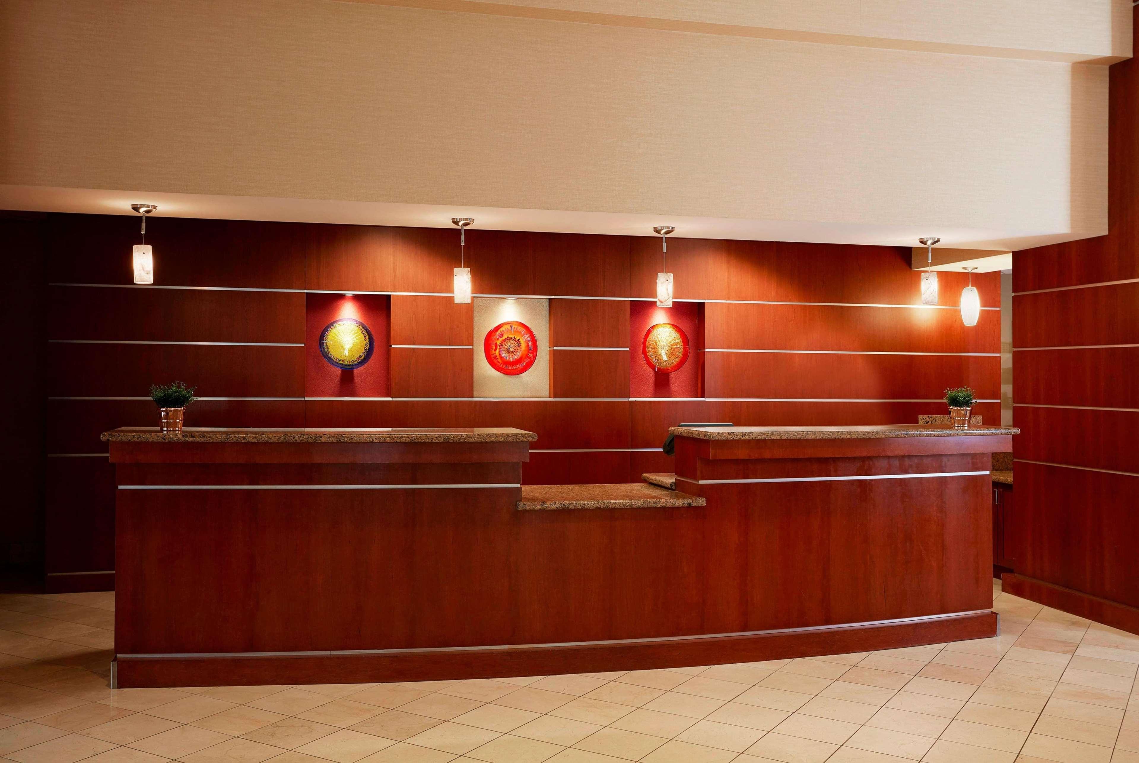 Wyndham Airport Hotel