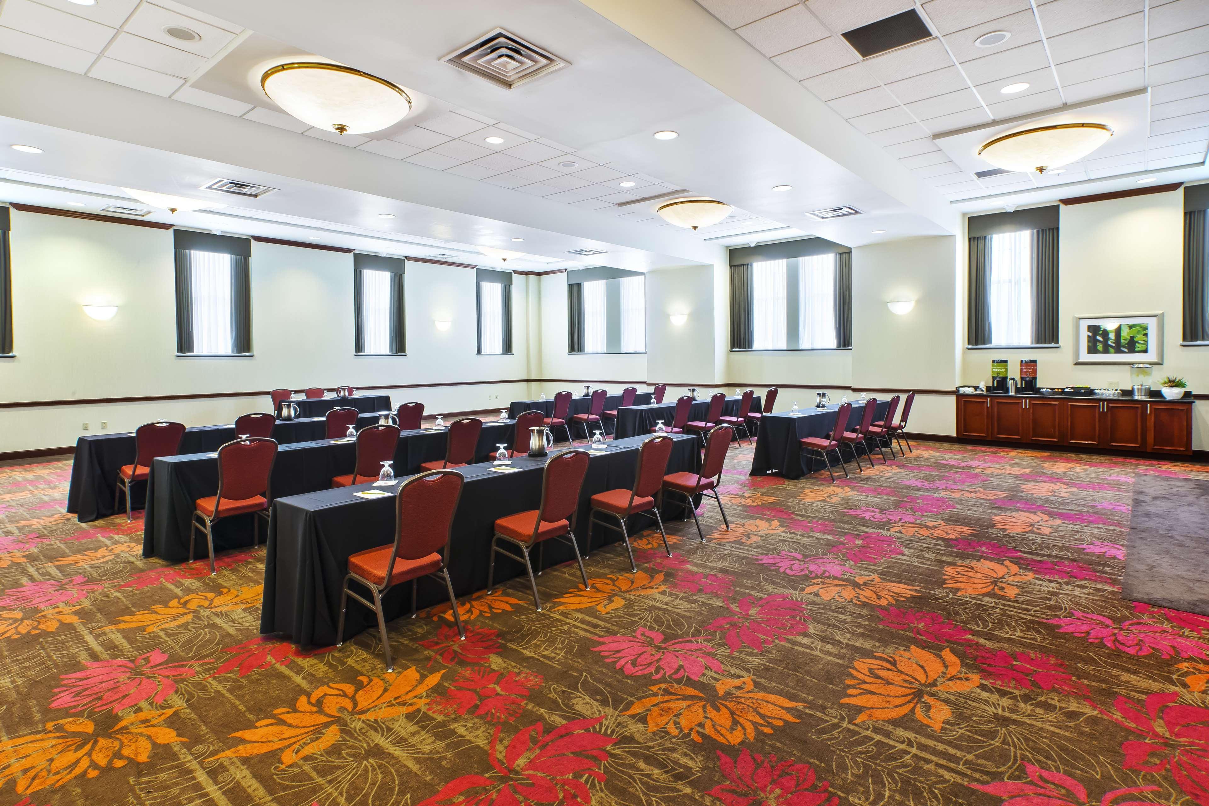 Hilton Garden Downtown Hotel