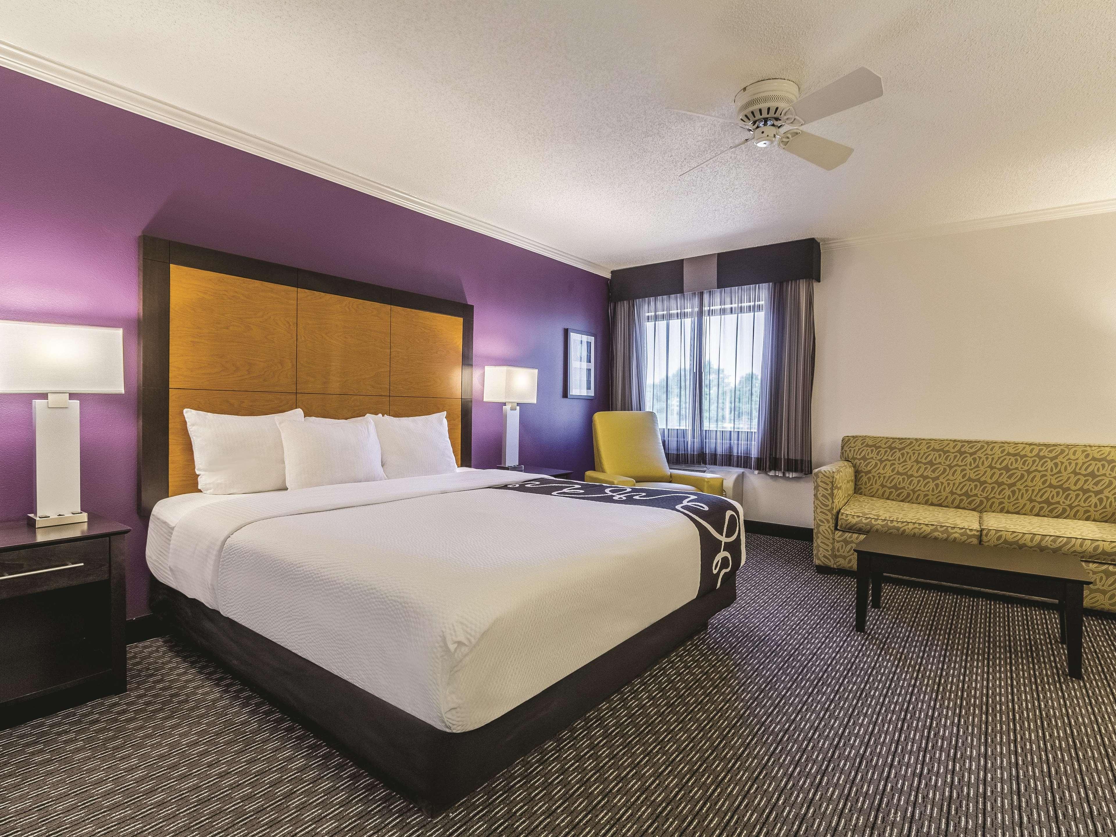 Hotel La Quinta By Wyndham - Airport North 3*