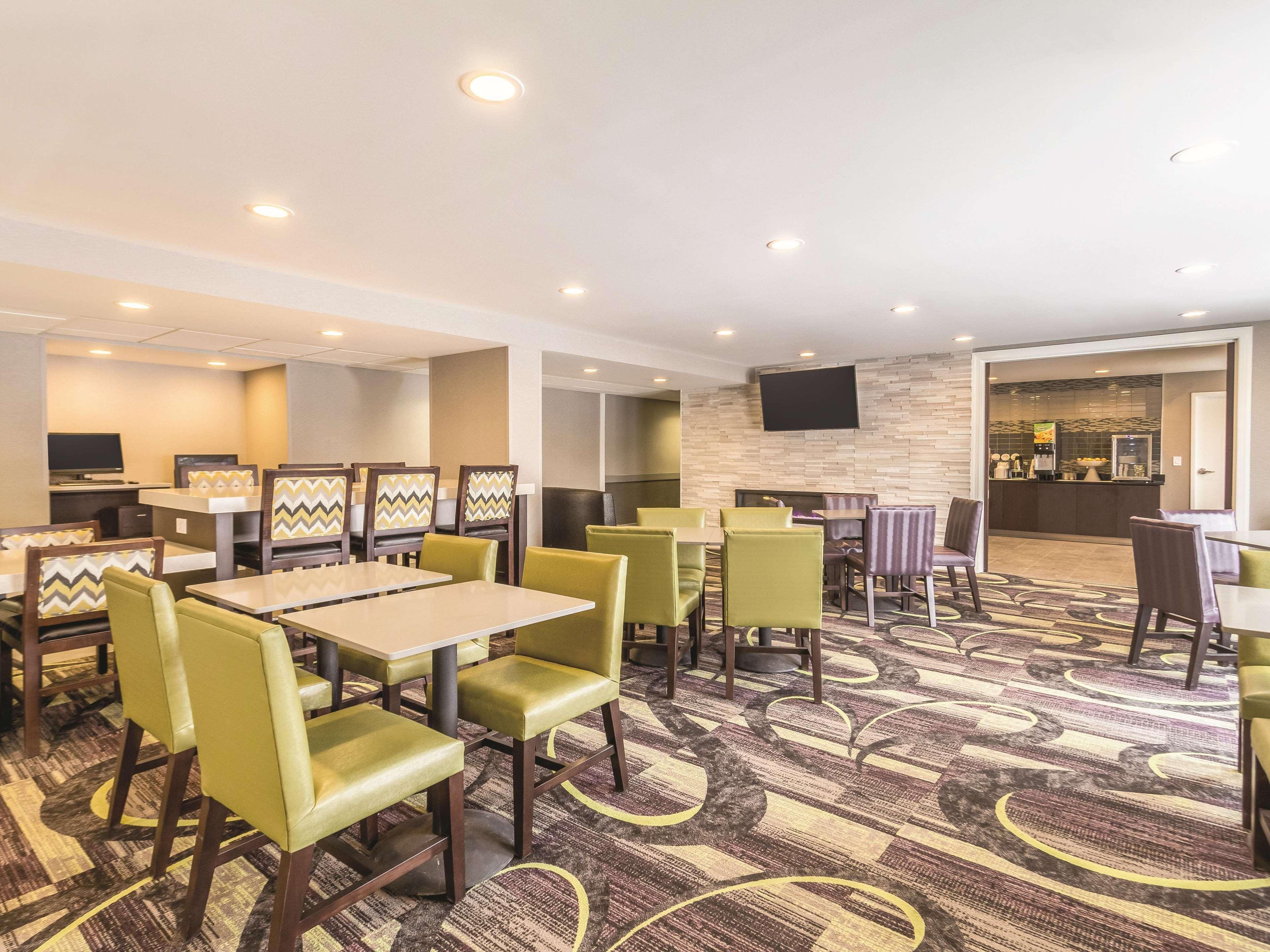Hotel La Quinta By Wyndham - Airport North 3*