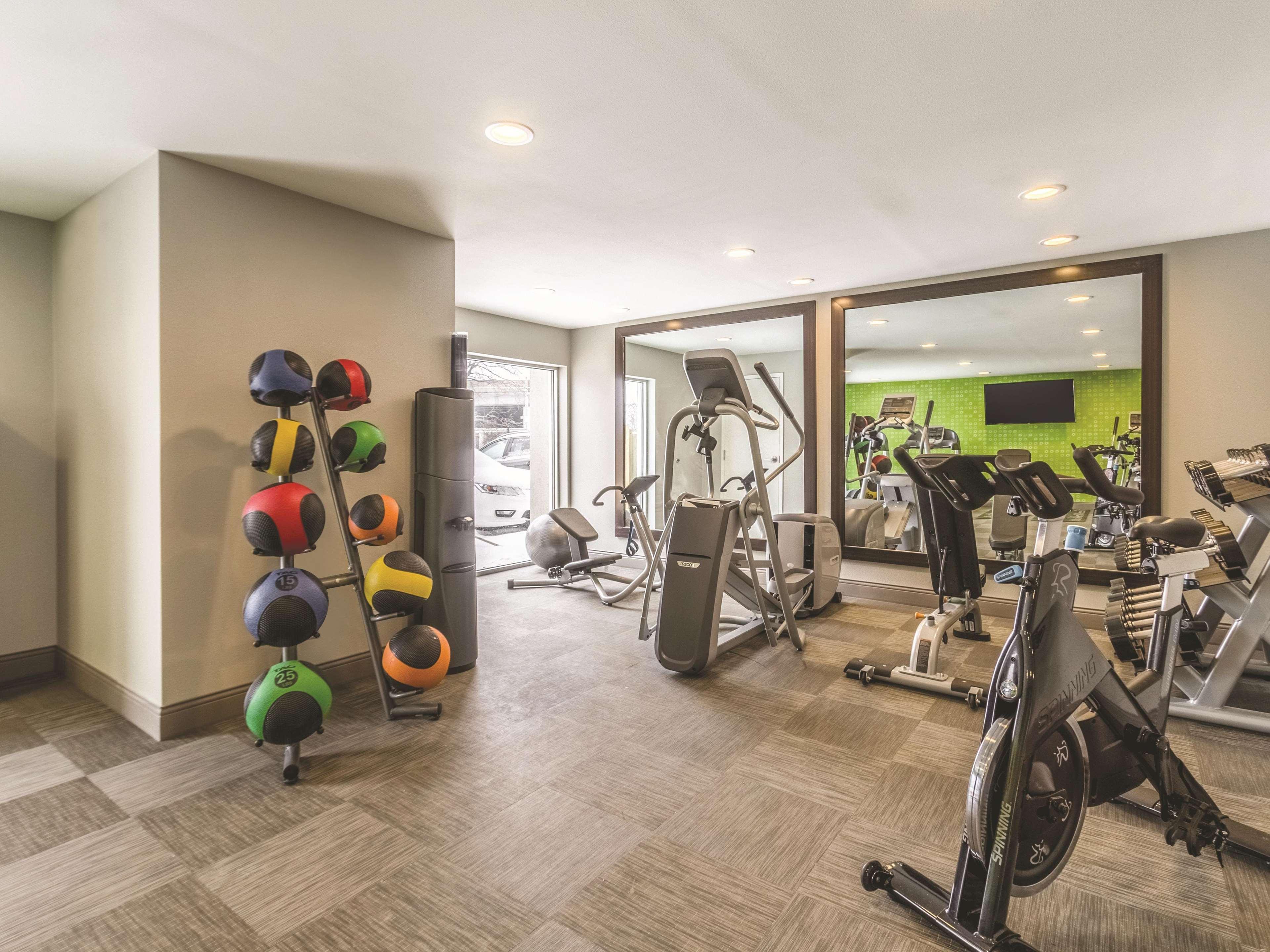 La Quinta By Wyndham - Airport North Hotel Cleveland