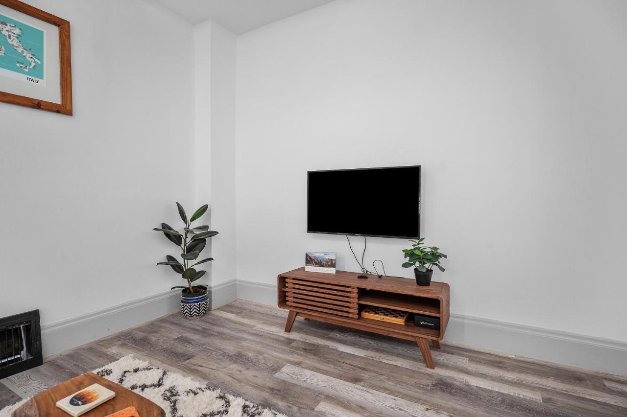 Center Of Little Italy #2 Apartment *