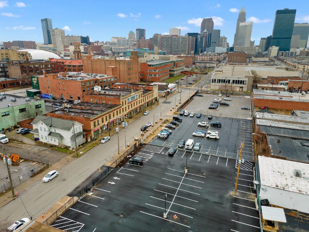 Apartment Brooklyn Style Studio Loft Minutes From Firstenergy Stadium 210 *