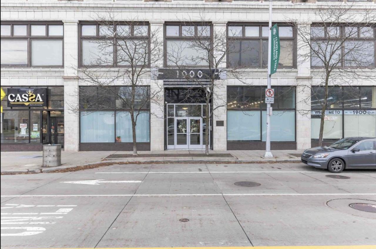 Updated Loft In - Prime Location! * Cleveland