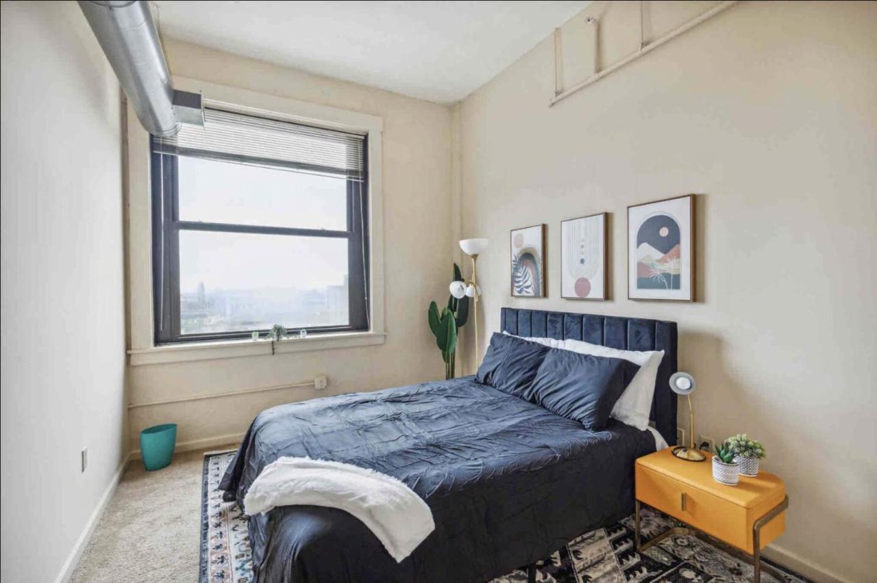 Updated Loft In - Prime Location! Apartment