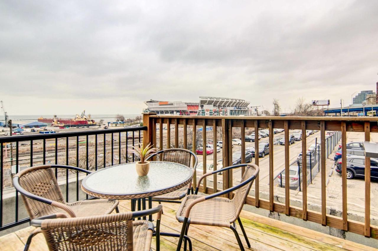 Waterfront About 1 Mi To Downtown Apartment