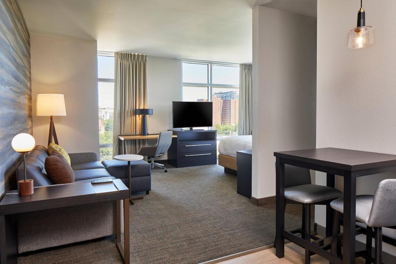 Hotel By Marriott Circle/medical Center Cleveland