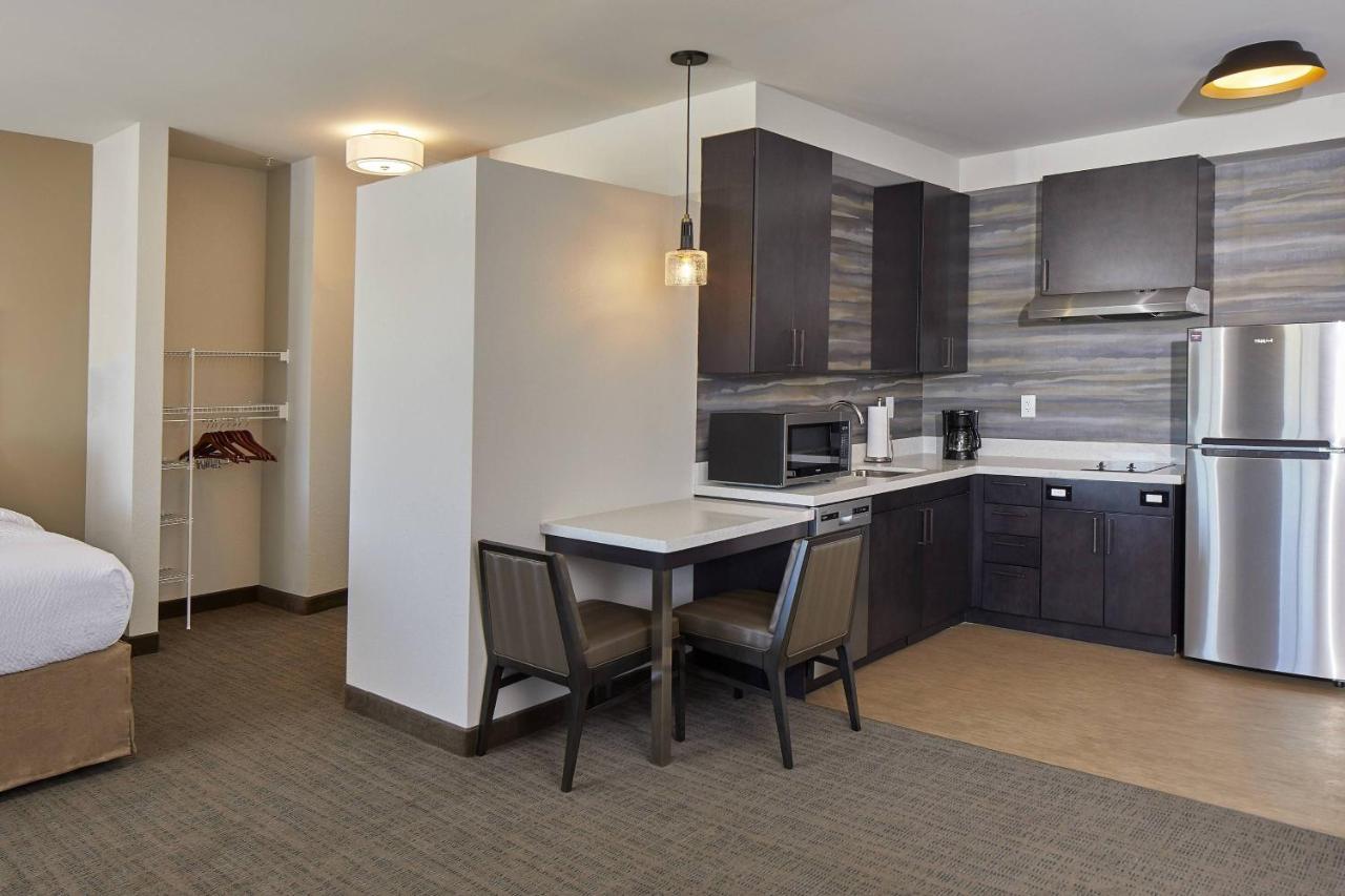 Hotel By Marriott Circle/medical Center