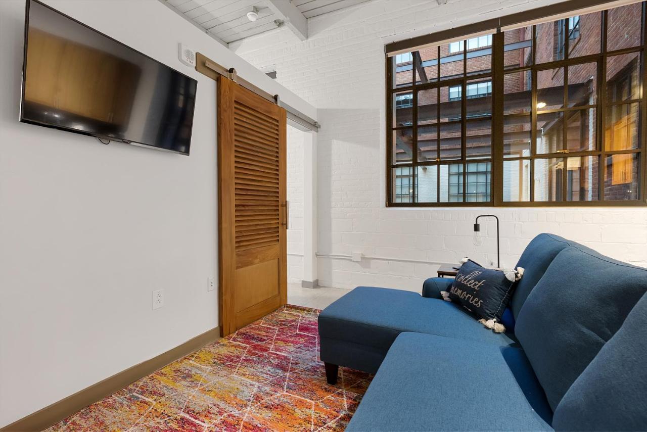 Apartment Superior Living By Airriva Cleveland