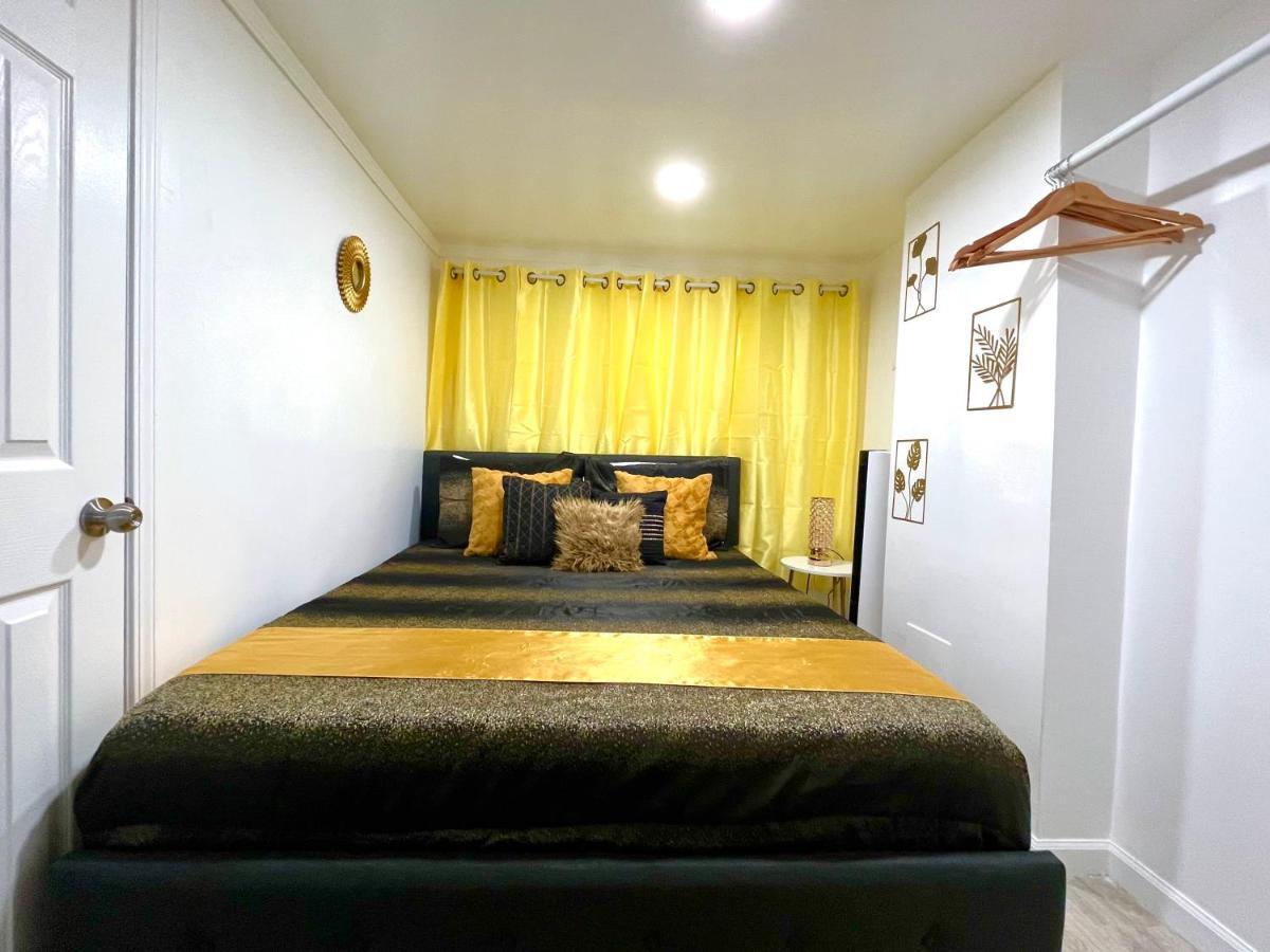 Holiday home The Amber Retreat: Brooklyn Centre Comfort *