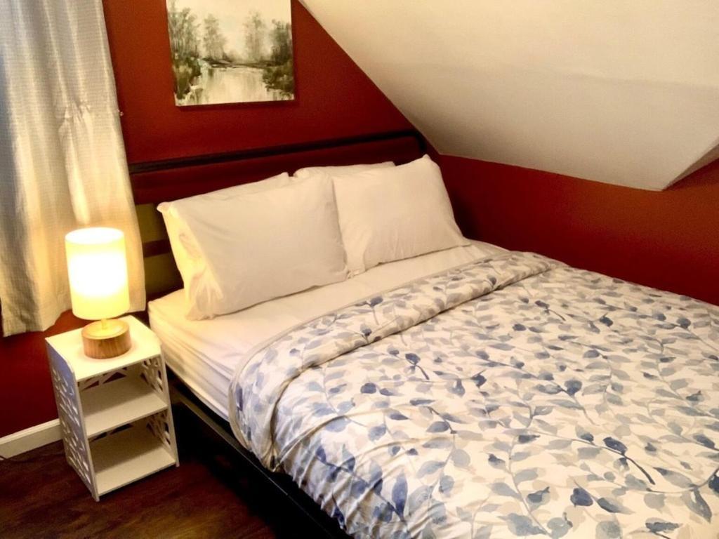 The House - Storer #2 - Comfortable 6 Beds!!! Whole House Cleveland