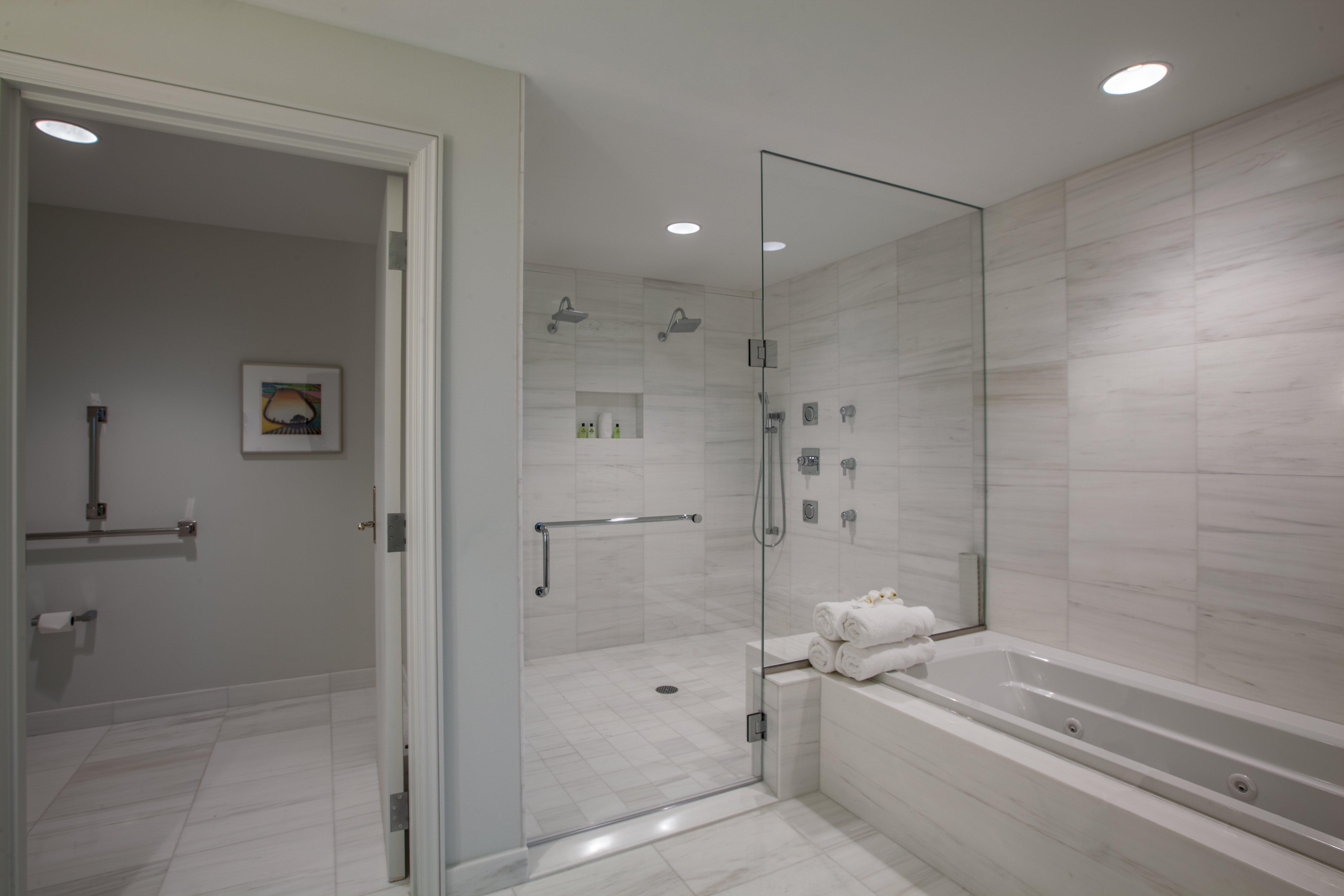 Intercontinental By Ihg Hotel 5*
