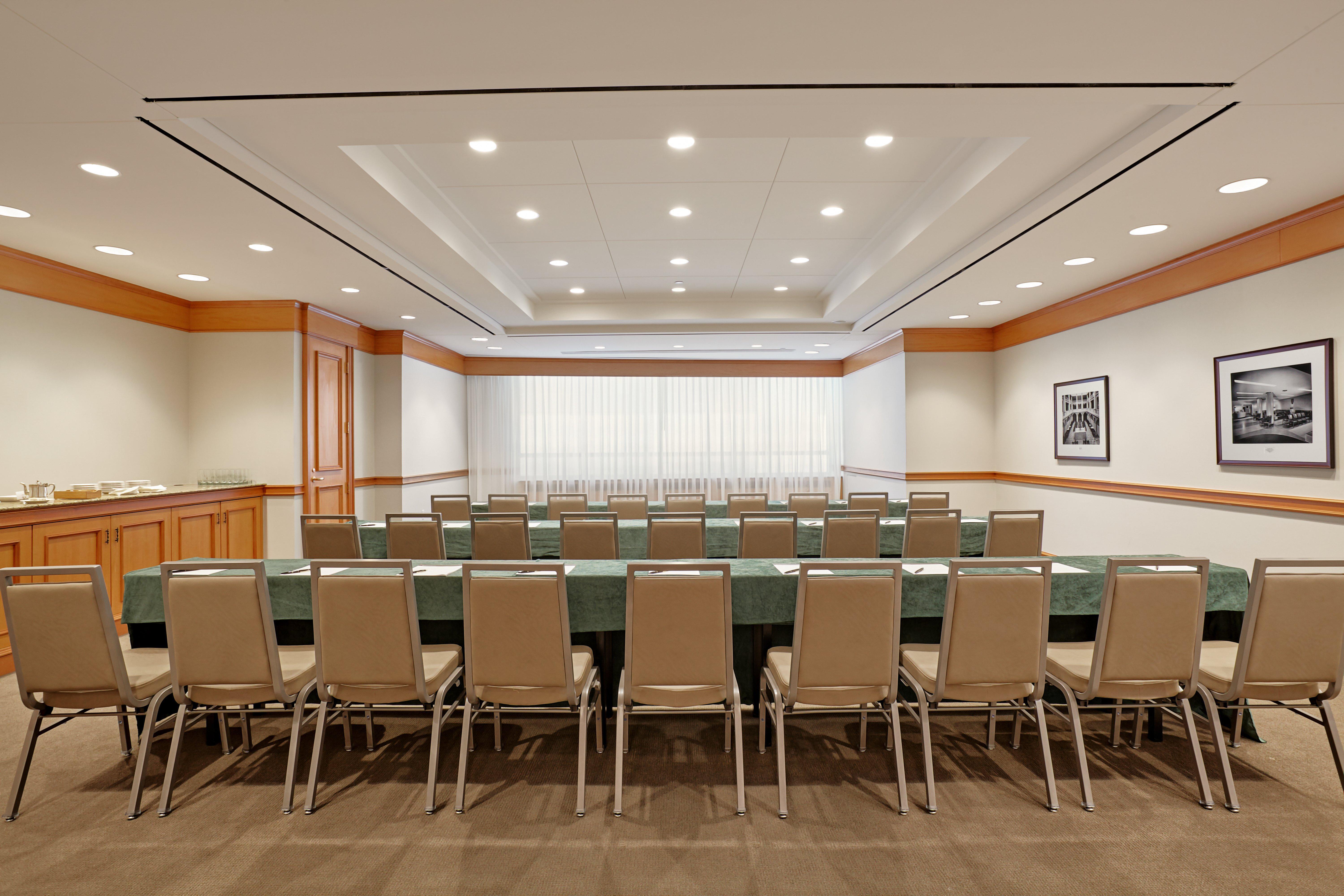 Intercontinental By Ihg Hotel 5*