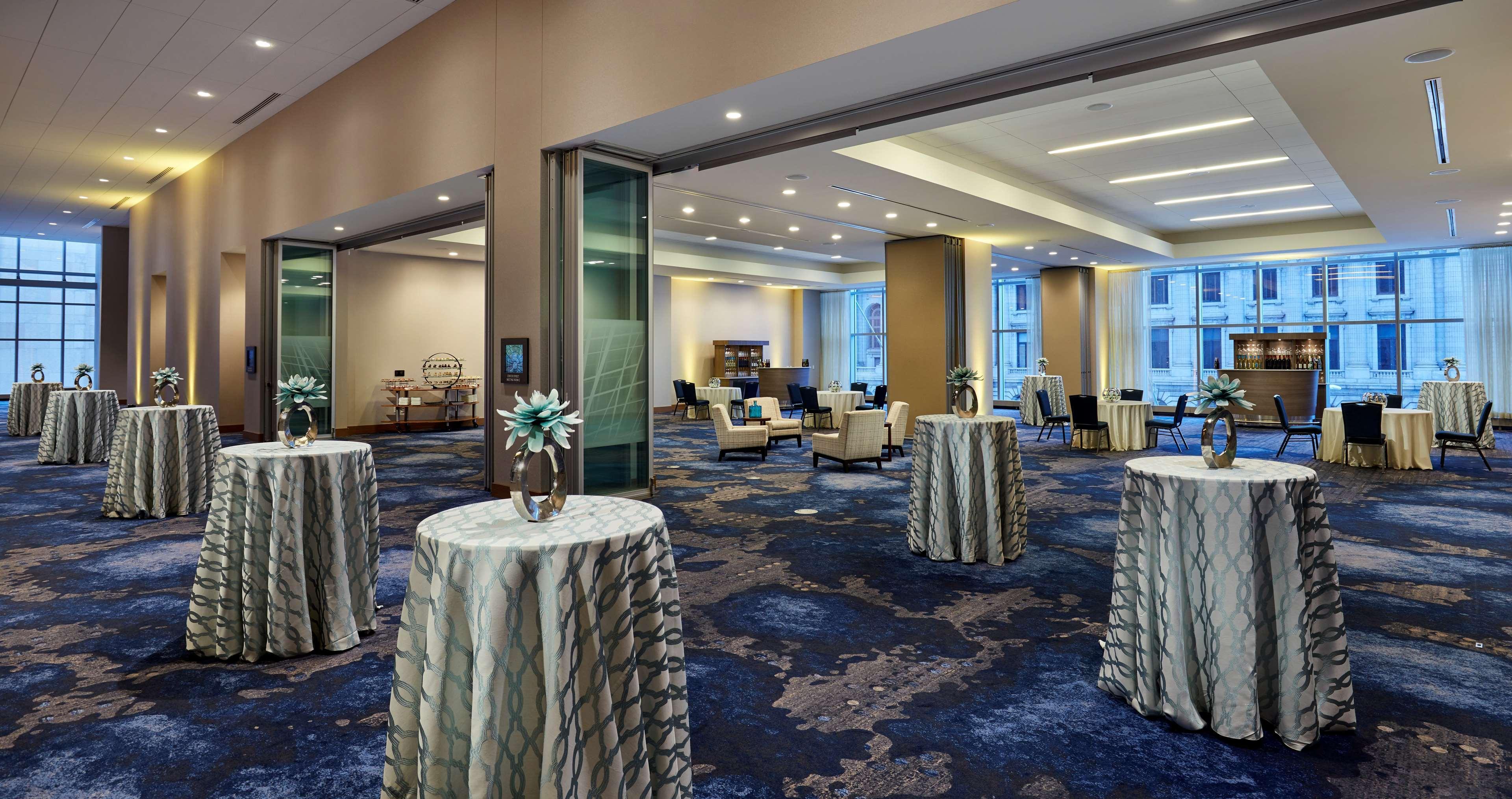 Hilton Downtown Hotel 4*