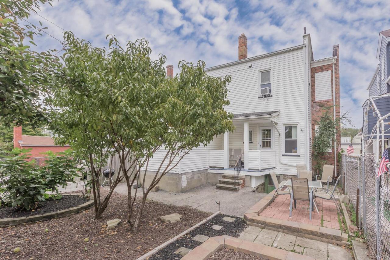 In The Heart Of Little Italy! Free Parking! Apartment *