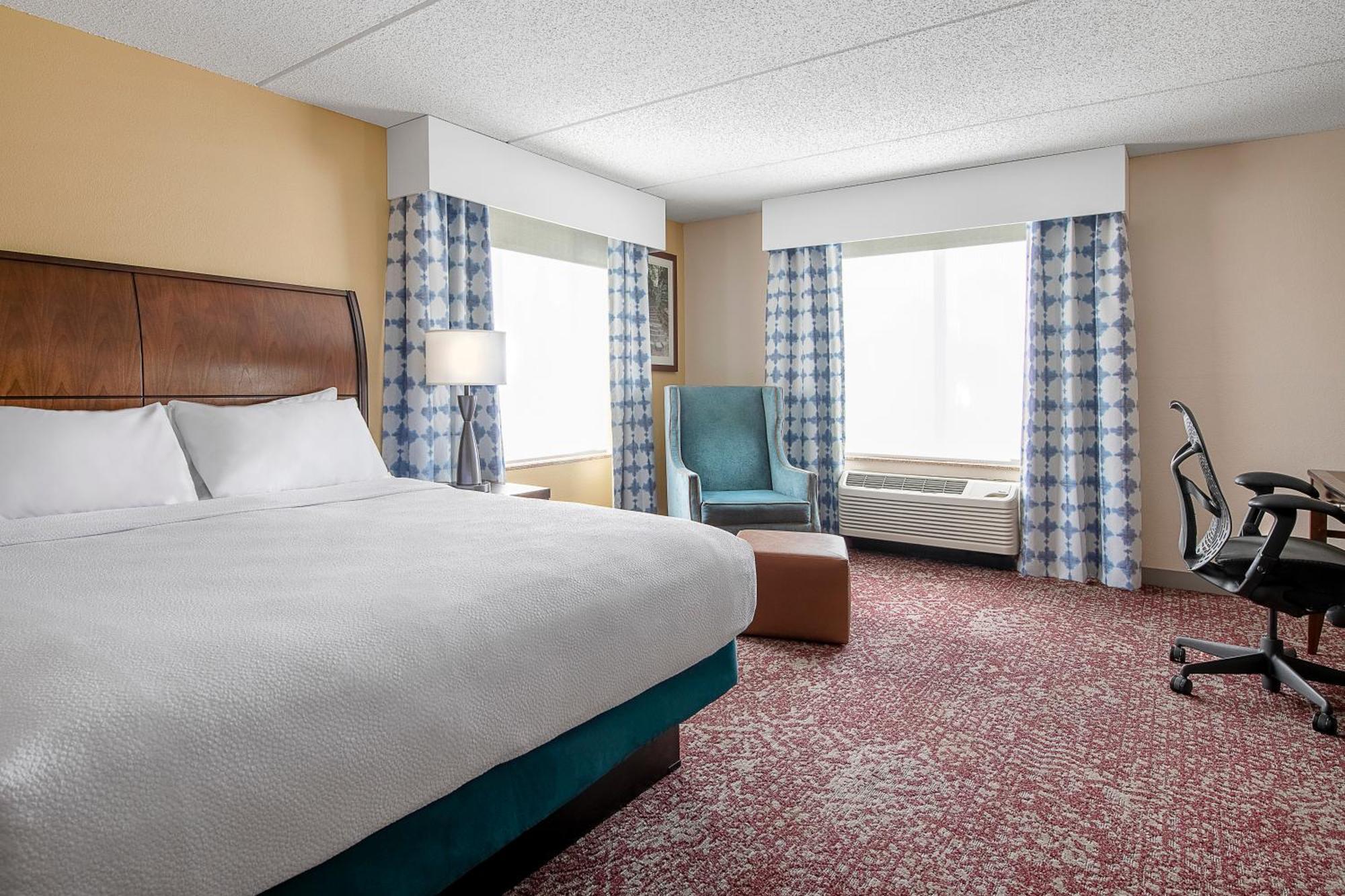 Hilton Garden Downtown Hotel 3*