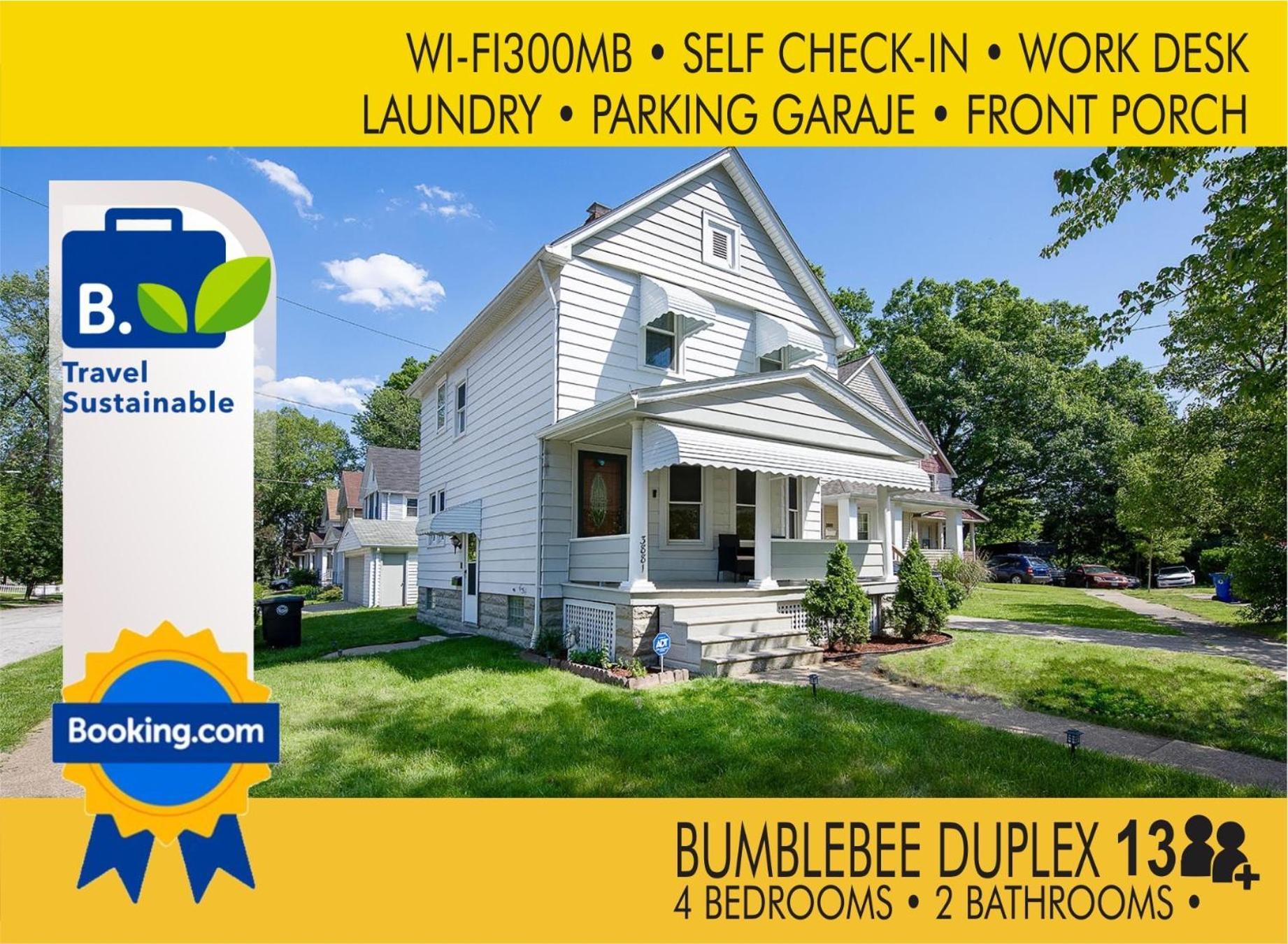 The Amber Retreat: Brooklyn Centre Comfort Holiday home *