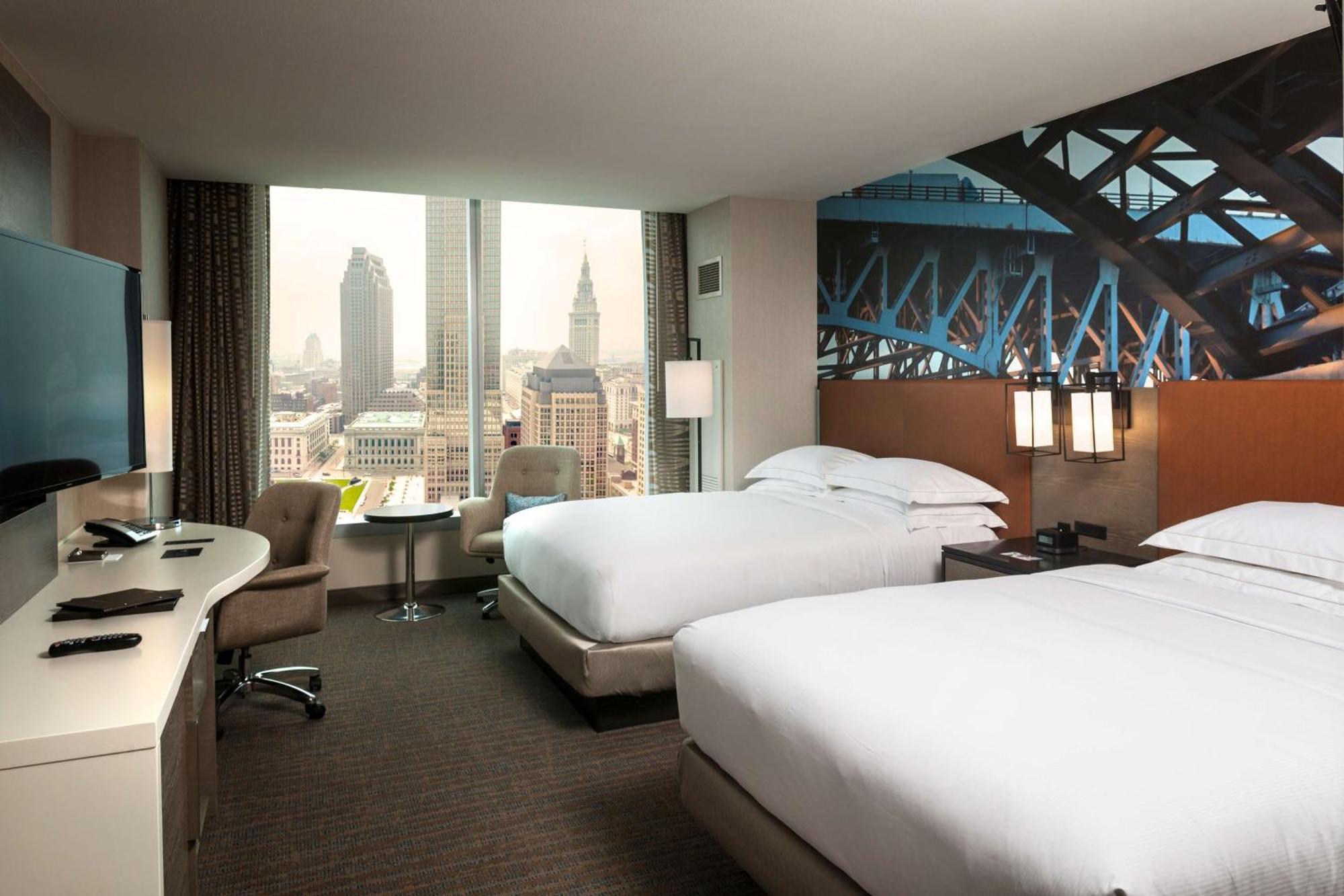 Hilton Downtown Hotel 4*