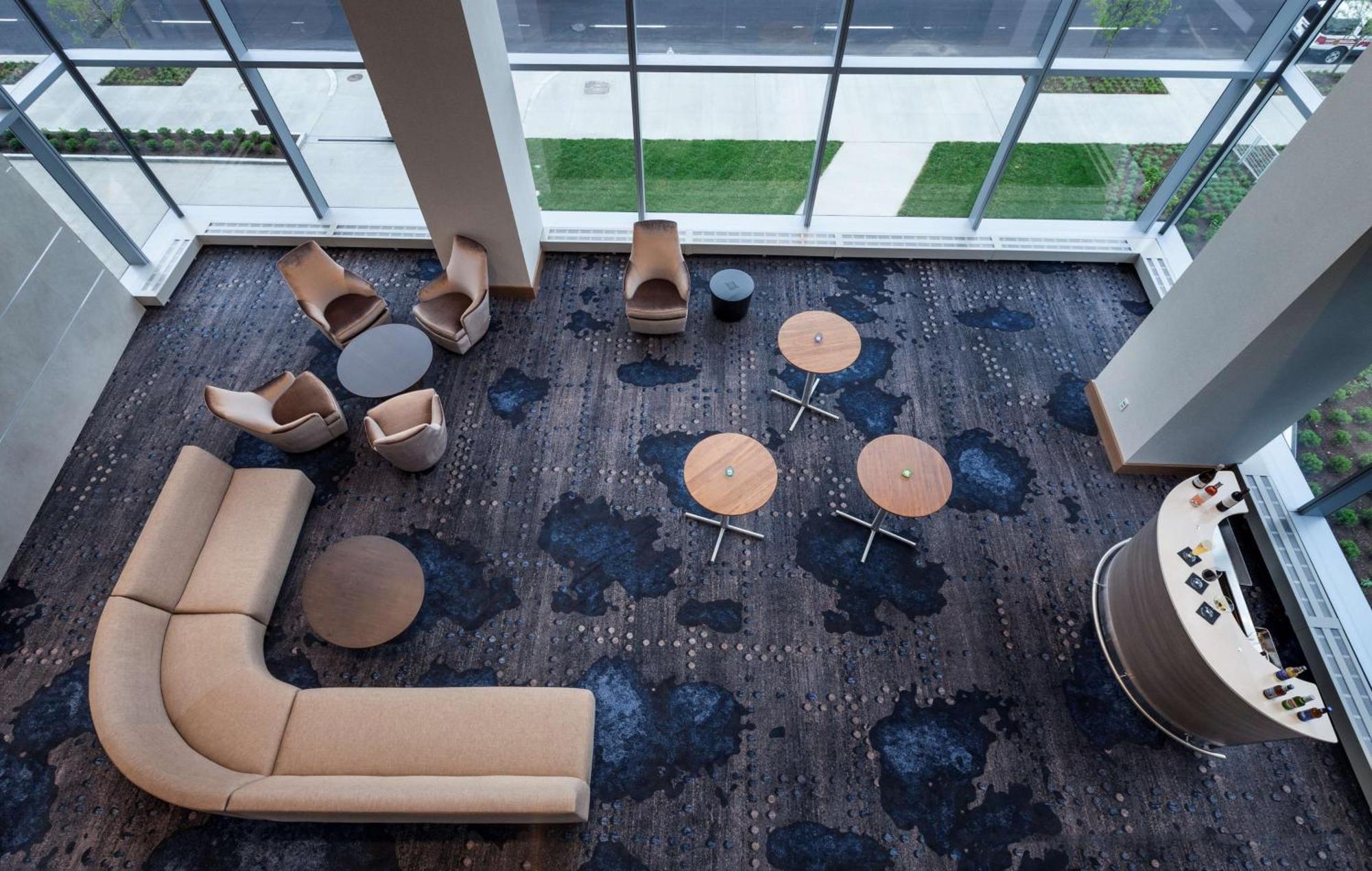 Hilton Downtown 4*