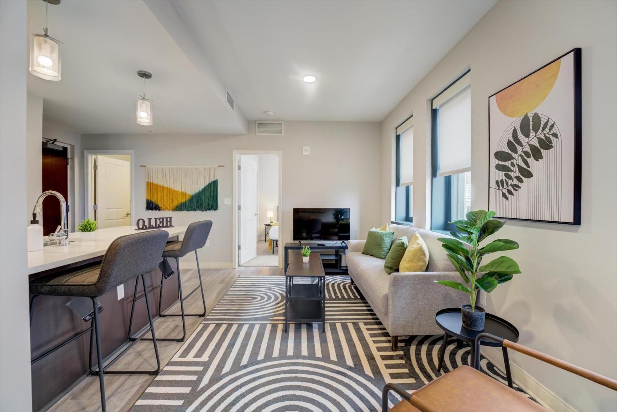 Frontdesk Athlon Apts Downtown Cleveland