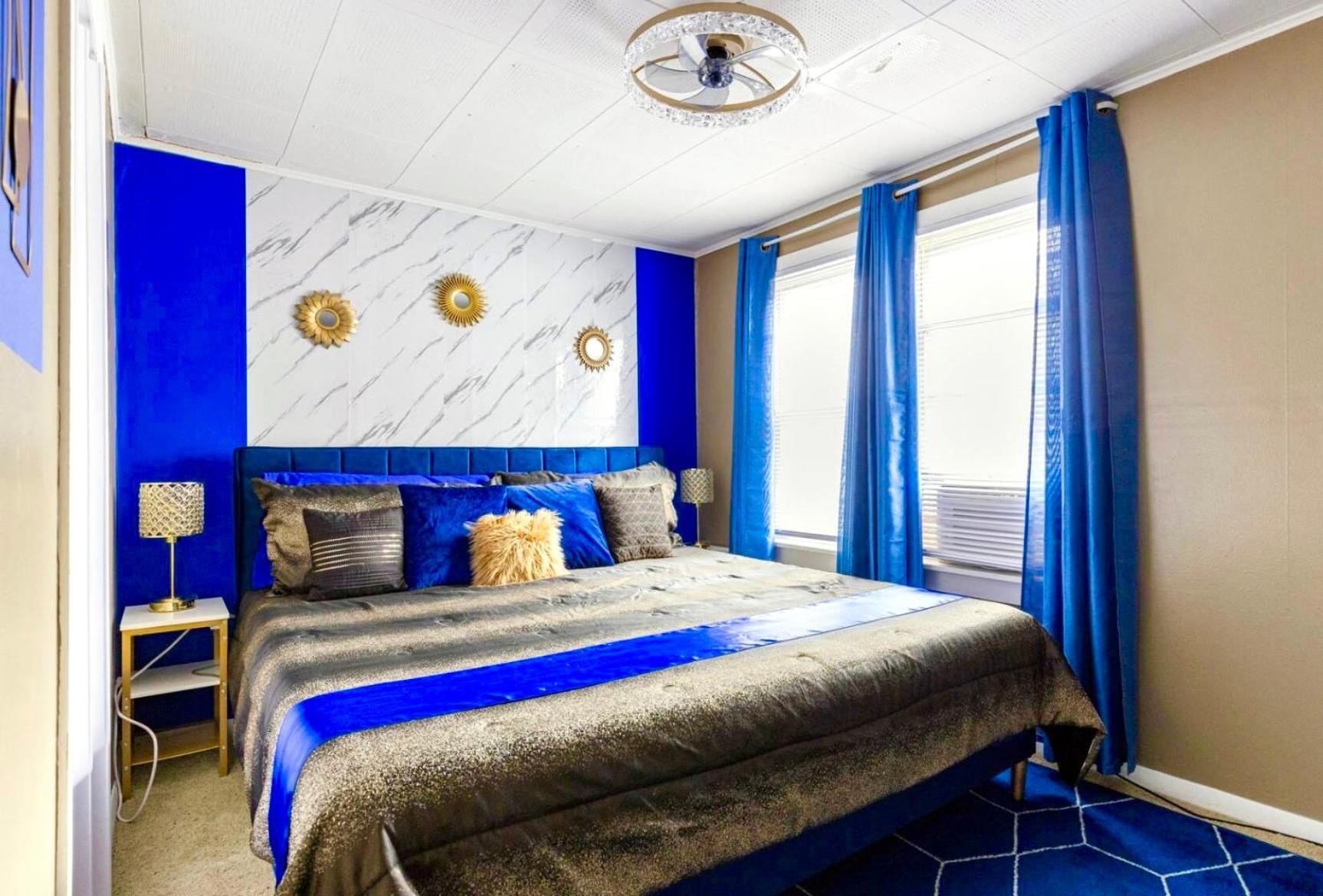 The Sapphire Haven - Your Old Brooklyn Oasis Awaits Families, Couples, Business Travelers Near Downtown With Parking, 300 Mb Wifi & Self Check-in Holiday home Cleveland