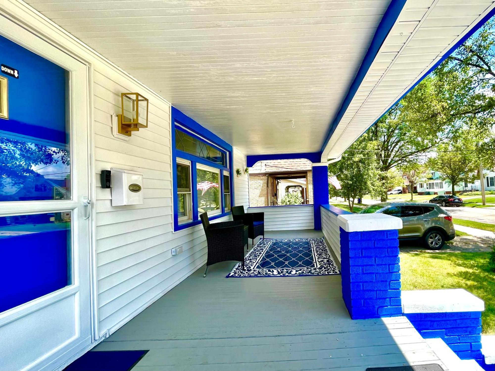 The Sapphire Haven - Your Old Brooklyn Oasis Awaits Families, Couples, Business Travelers Near Downtown With Parking, 300 Mb Wifi & Self Check-in Holiday home *