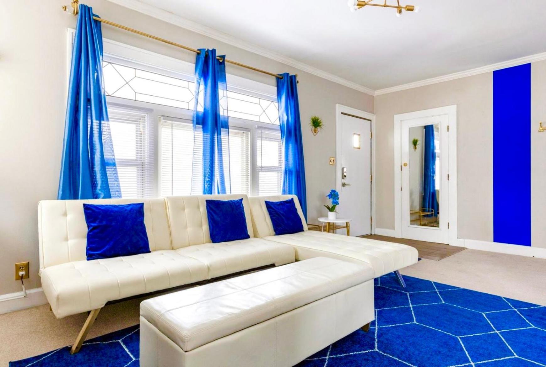 The Sapphire Haven - Your Old Brooklyn Oasis Awaits Families, Couples, Business Travelers Near Downtown With Parking, 300 Mb Wifi & Self Check-in Holiday home *