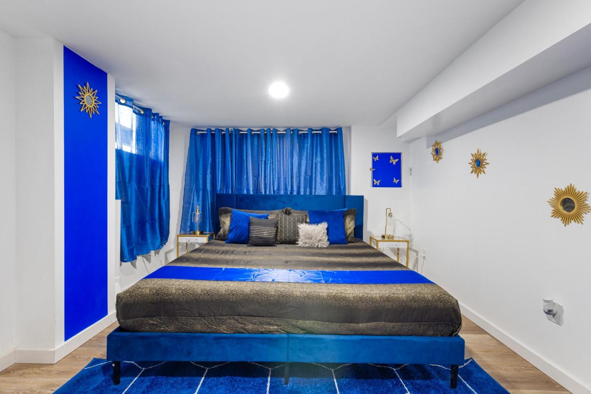 The Sapphire Haven - Your Old Brooklyn Oasis Awaits Families, Couples, Business Travelers Near Downtown With Parking, 300 Mb Wifi & Self Check-in Holiday home Cleveland