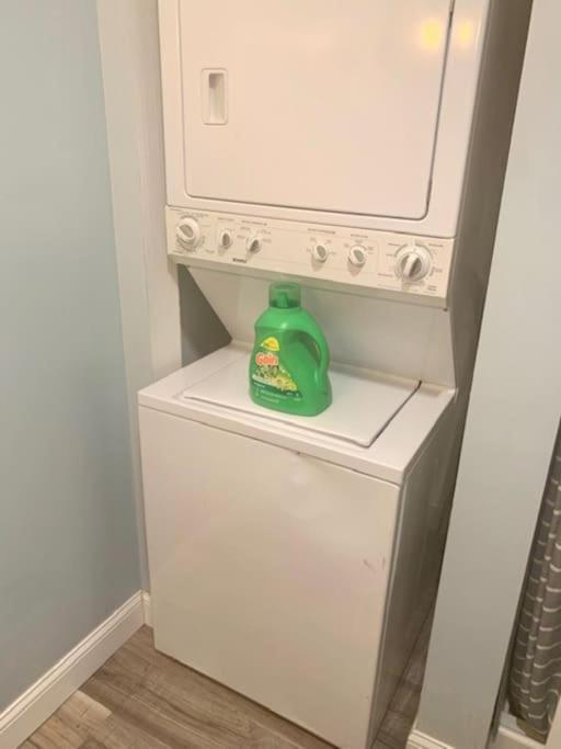 The House - Terrific W33rd Apartment Cleveland
