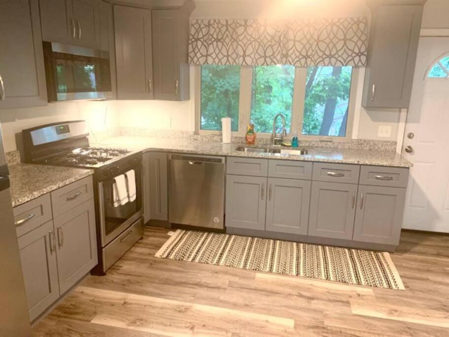 The House - Terrific W33rd Cleveland