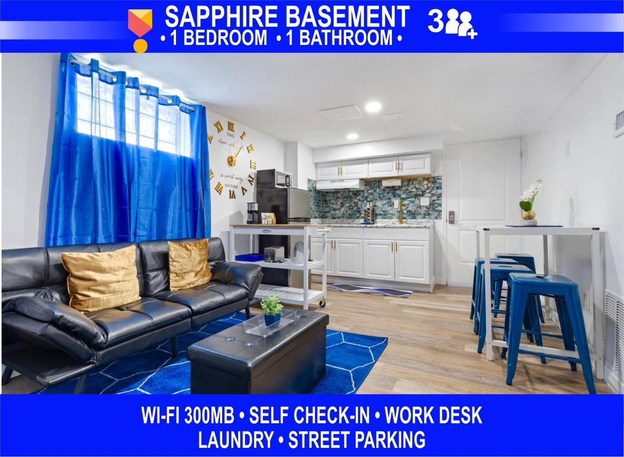 Holiday home The Sapphire Haven - Your Old Brooklyn Oasis Awaits Families, Couples, Business Travelers Near Downtown With Parking, 300 Mb Wifi & Self Check-in Cleveland