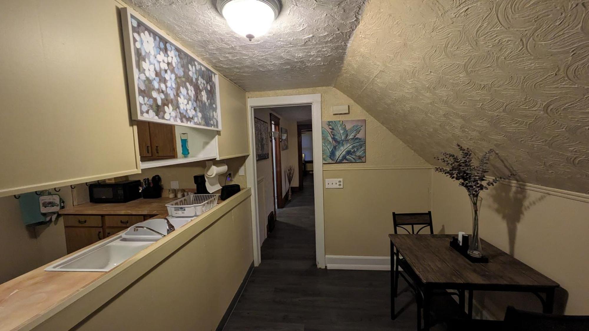 Apartment Amazing Upper Unit