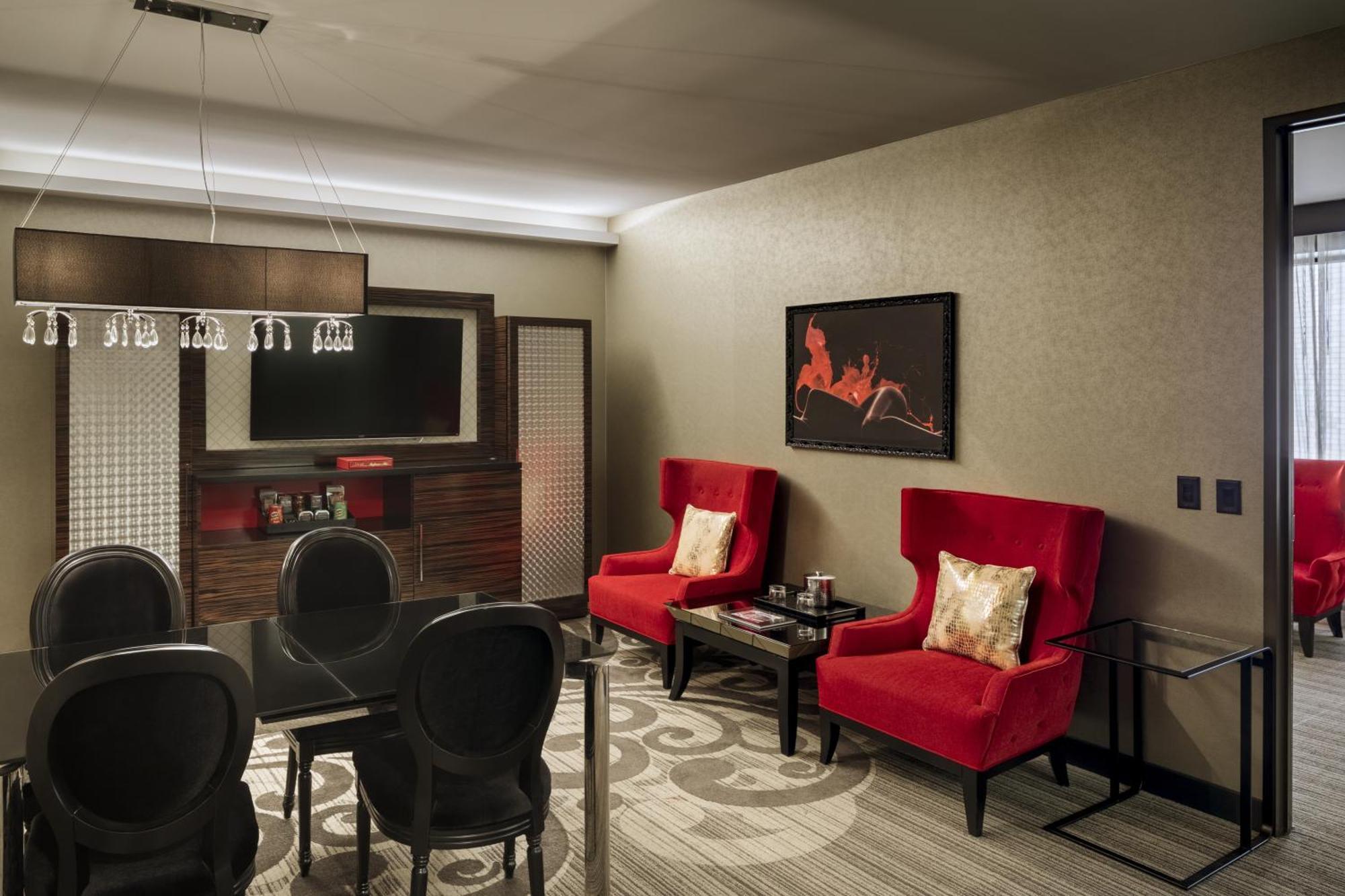 Metropolitan At The 9, Autograph Collection 5*