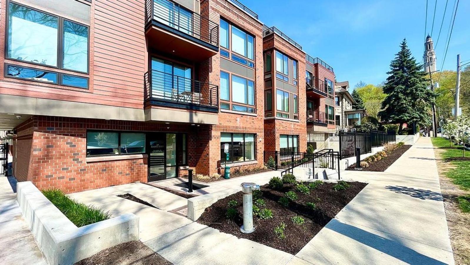 Landing At Baricelli - 1 Bedroom In Circle