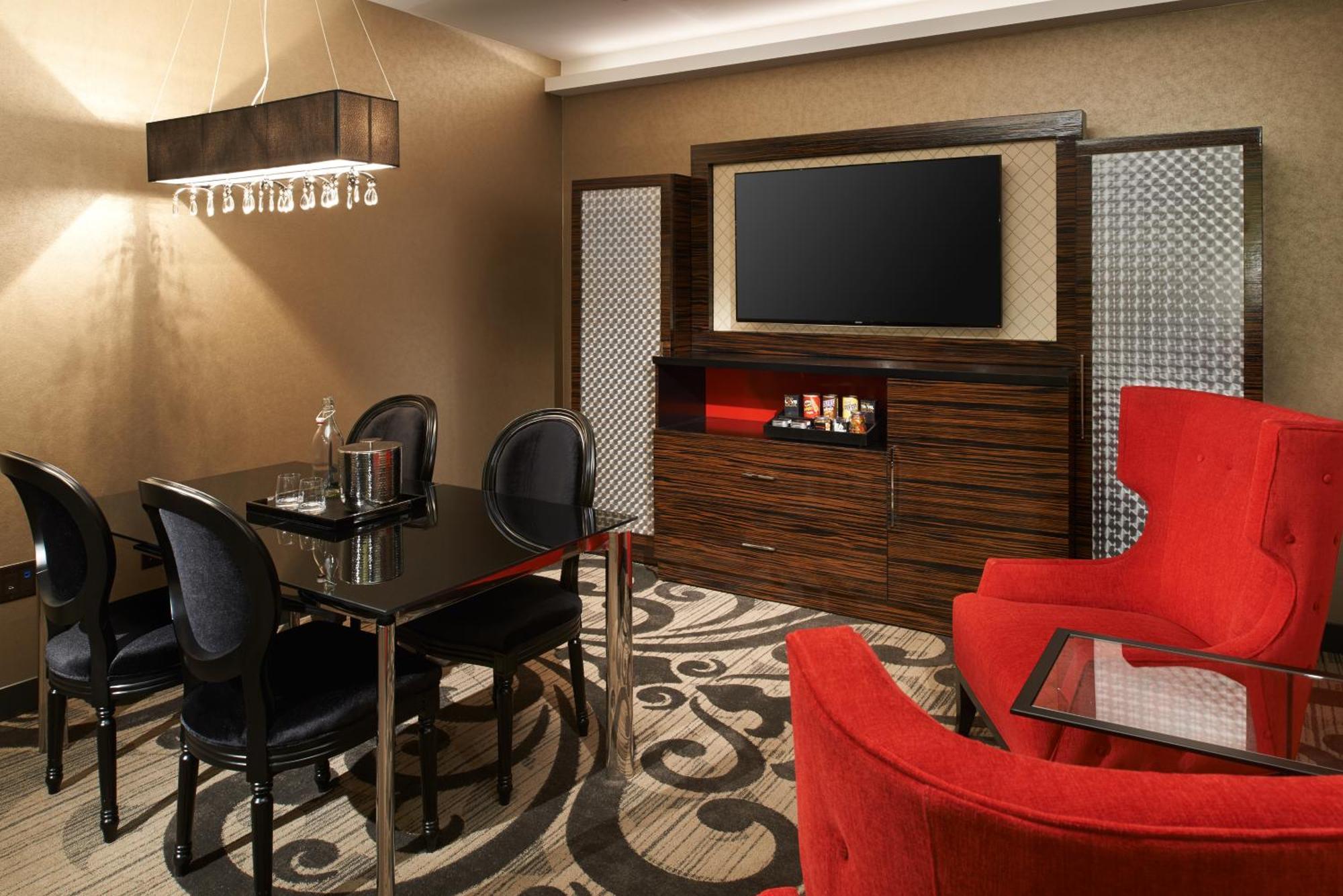 Hotel Metropolitan At The 9, Autograph Collection 5*