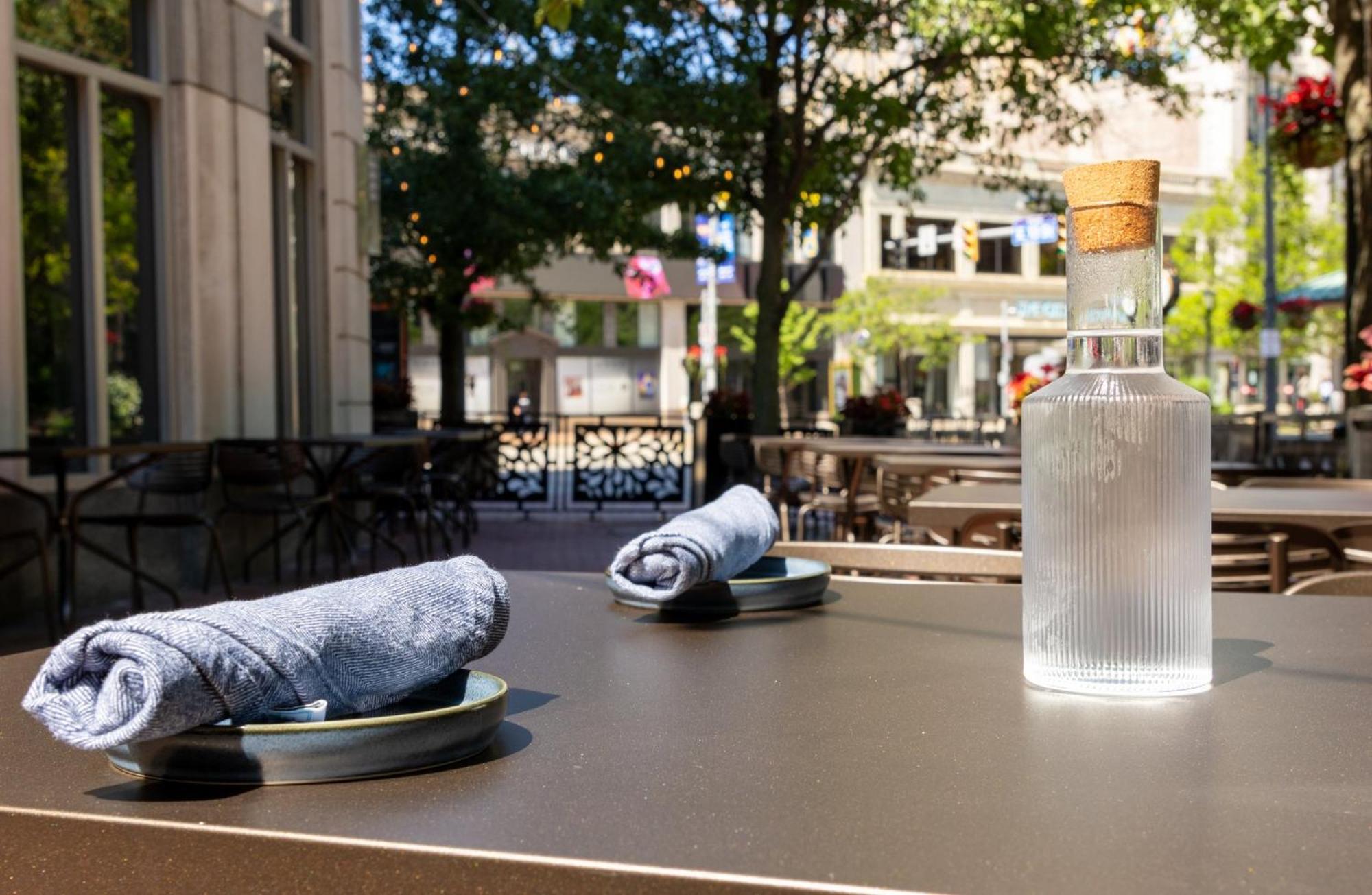 Hotel Crowne Plaza At Playhouse Square By Ihg 3*